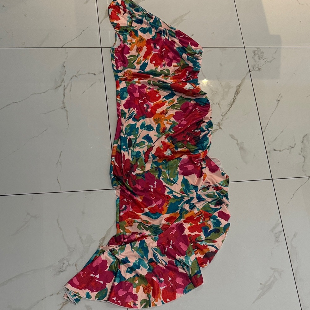 Vibrant One-Shoulder Floral Dress